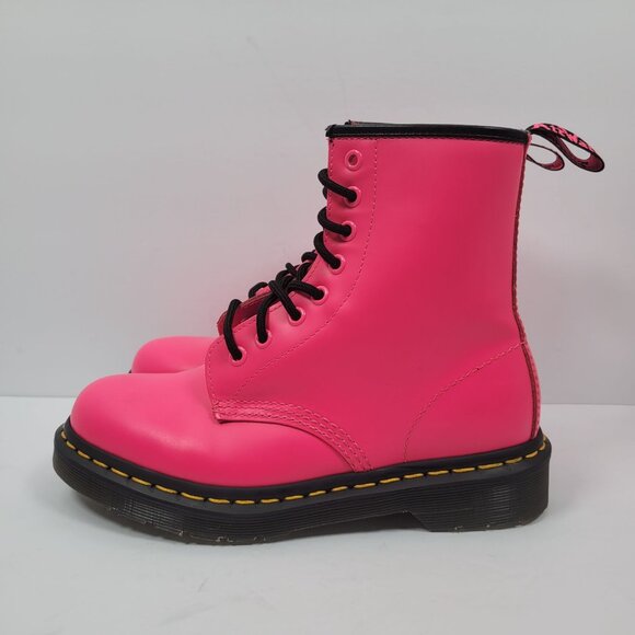 Dr. Martens Women's Pink Smooth 1460 Leather Lace Up Boots US Size 6 NWOT - Picture 2 of 10